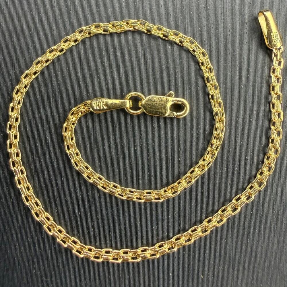 Solid 10k Italian Yellow Gold Bizmark Bracelet 7" Long 2mm Wide